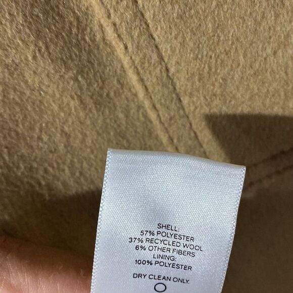 Express Coat Mens Medium Tan Wool Blend Water Resistant Minimalist *Runs Small* - Picture 4 of 7